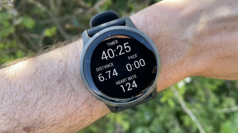 garmin venu running screen